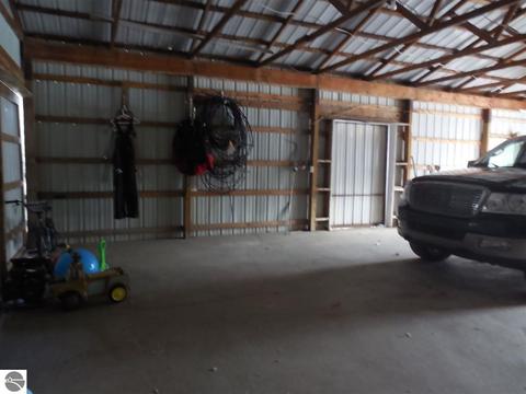 185 County Farm Rd, Harrison, MI 48625 photo 25