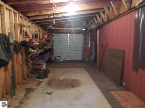 185 County Farm Rd, Harrison, MI 48625 photo 33