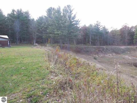 185 County Farm Rd, Harrison, MI 48625 photo 42