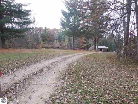 185 County Farm Rd, Harrison, MI 48625 photo 58