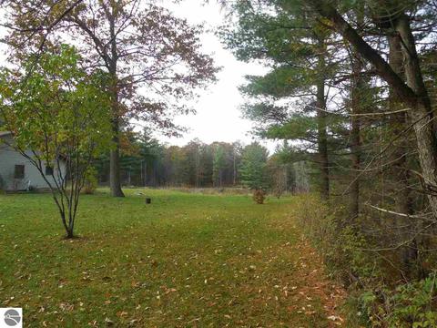 185 County Farm Rd, Harrison, MI 48625 photo 38