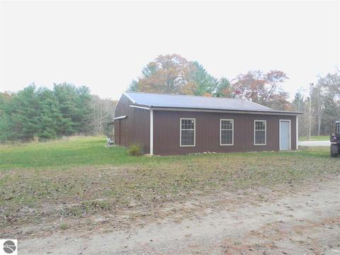 185 County Farm Rd, Harrison, MI 48625 photo 23