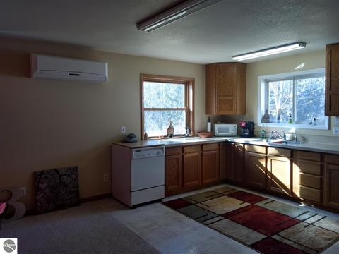 40 S M-65, Twining, MI 48766 photo 18