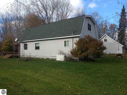 40 S M-65, Twining, MI 48766 photo 10