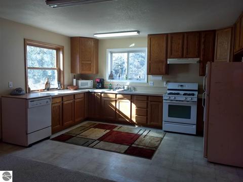 40 S M-65, Twining, MI 48766 photo 17