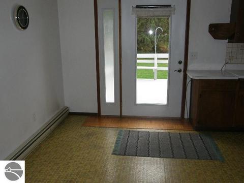9515 E Monroe Rd, Wheeler, MI 48662 photo 24