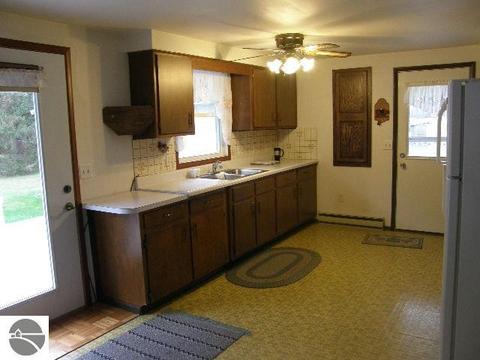 9515 E Monroe Rd, Wheeler, MI 48662 photo 18