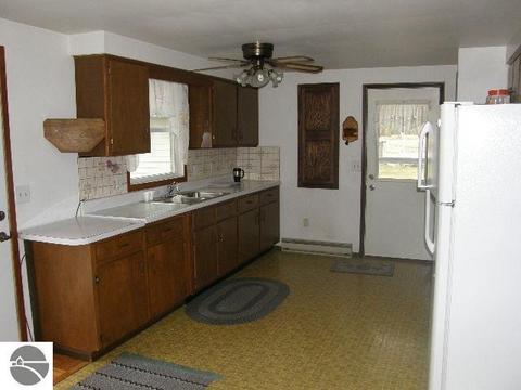 9515 E Monroe Rd, Wheeler, MI 48662 photo 19