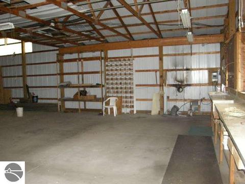 9515 E Monroe Rd, Wheeler, MI 48662 photo 12
