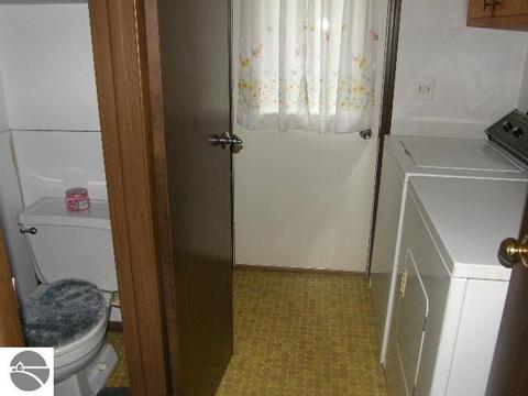 9515 E Monroe Rd, Wheeler, MI 48662 photo 27
