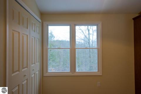 8442 S Rosinski Rd, Cedar, MI 49621 photo 10
