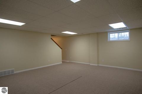 8442 S Rosinski Rd, Cedar, MI 49621 photo 24