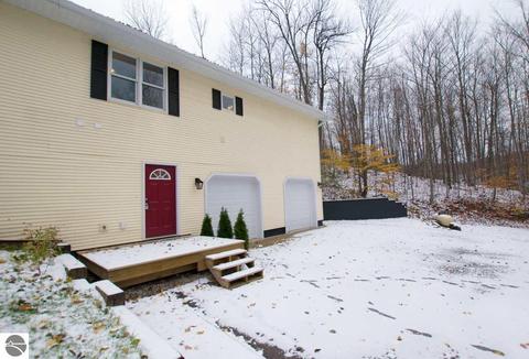 8442 S Rosinski Rd, Cedar, MI 49621 photo 35