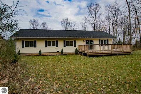 8442 S Rosinski Rd, Cedar, MI 49621 photo 31