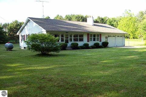 3345 Stockwell, Harrison, MI 48625 photo 3