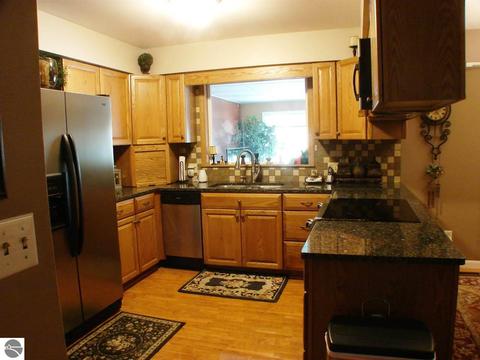 105 Barber St, Ithaca, MI 48847 photo 21