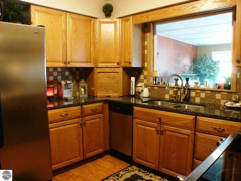 105 Barber St, Ithaca, MI 48847 photo 23