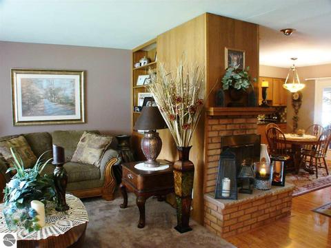 105 Barber St, Ithaca, MI 48847 photo 15