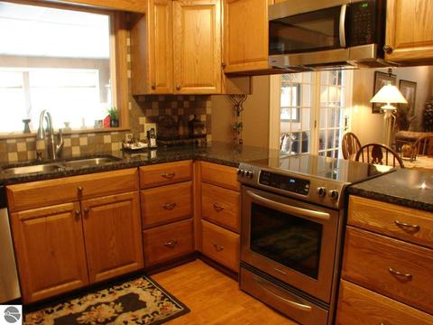 105 Barber St, Ithaca, MI 48847 photo 24