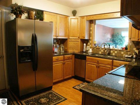 105 Barber St, Ithaca, MI 48847 photo 19