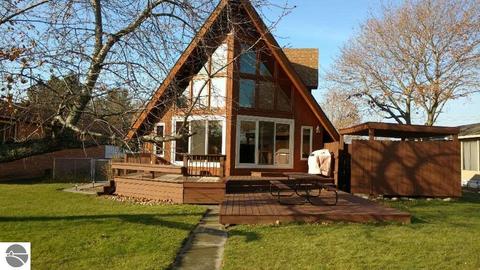 643 Augres River Dr, Au Gres, MI 48703 photo 1