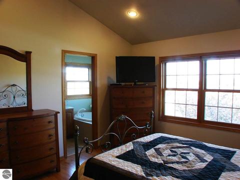 149 S Alger Rd, Ithaca, MI 48847 photo 18