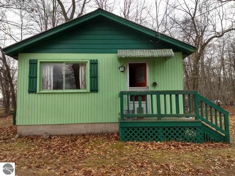 2188 Green Dr, Au Gres, MI 48703 photo 1