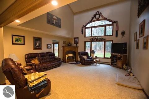 1277 Euclid Ave, Grayling, MI 49738 photo 14