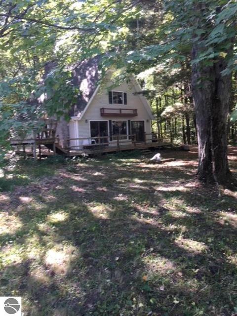 2250 E Ash Rd, Farwell, MI 48622 photo 1