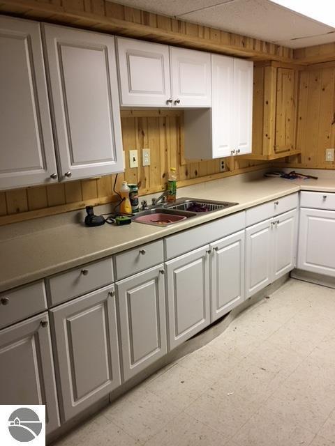 2250 E Ash Rd, Farwell, MI 48622 photo 4