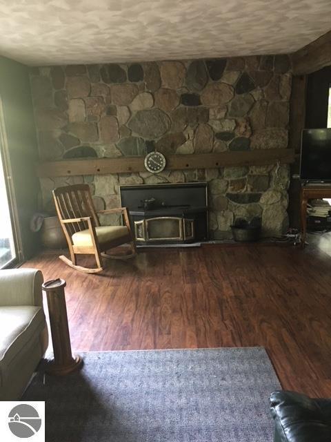 2250 E Ash Rd, Farwell, MI 48622 photo 6