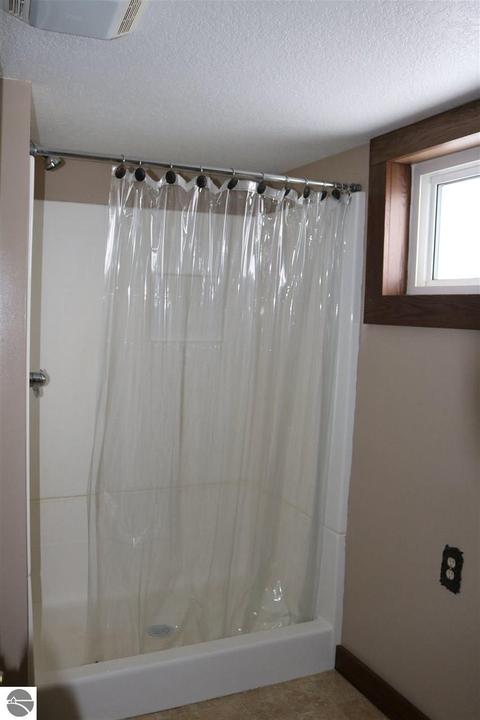 129 N Jeffery Ave, Ithaca, MI 48847 photo 19