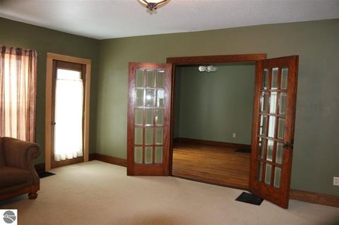 129 N Jeffery Ave, Ithaca, MI 48847 photo 6