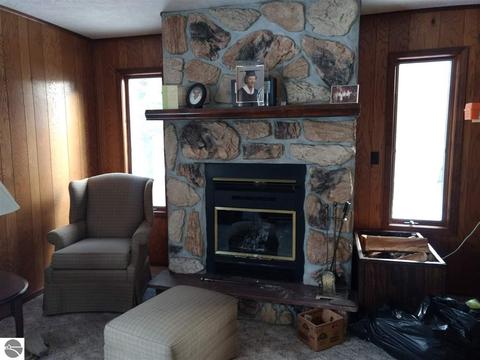 606 N Ct, Au Gres, MI 48703 photo 14