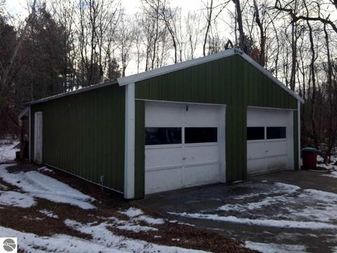 606 N Ct, Au Gres, MI 48703 photo 9