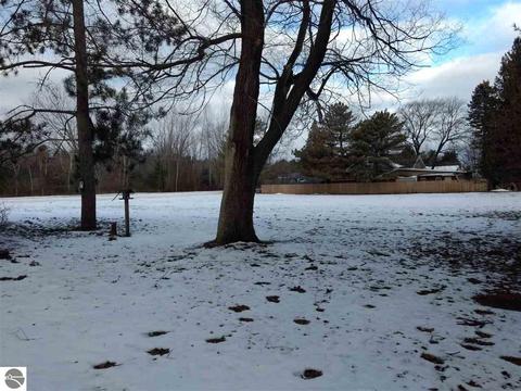 606 N Ct, Au Gres, MI 48703 photo 12