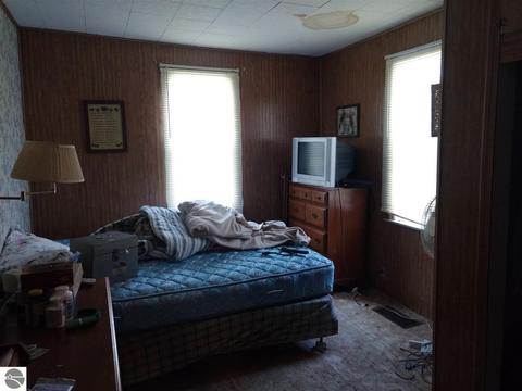 606 N Ct, Au Gres, MI 48703 photo 21