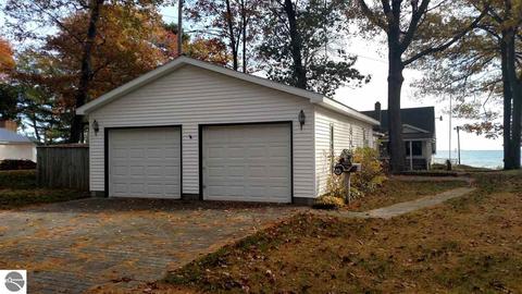 244 N Huron, Au Gres, MI 48703 photo 2
