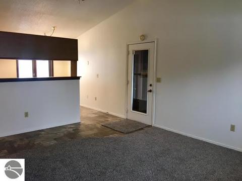 4936 E Walton Rd, Shepherd, MI 48883 photo 4