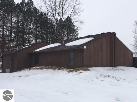 4936 E Walton Rd, Shepherd, MI 48883 photo 11