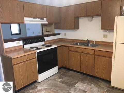 4936 E Walton Rd, Shepherd, MI 48883 photo 3