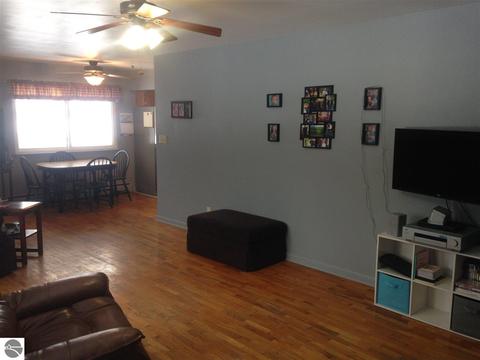 22 E Van Buren Rd, Alma, MI 48801 photo 8