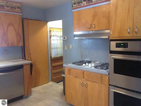 22 E Van Buren Rd, Alma, MI 48801 photo 13
