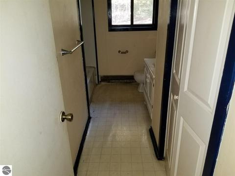 3255 Lapham Dr, Harrison, MI 48625 photo 8