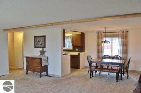 603 N Union St, Ithaca, MI 48847 photo 7