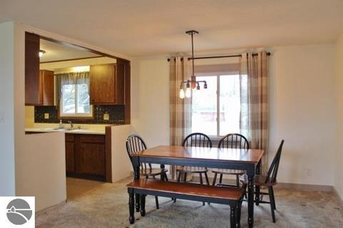 603 N Union St, Ithaca, MI 48847 photo 8