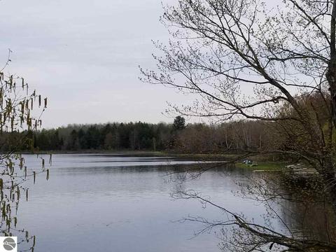 3395 Maple Ridge Dr, Lupton, MI 48635 photo 6