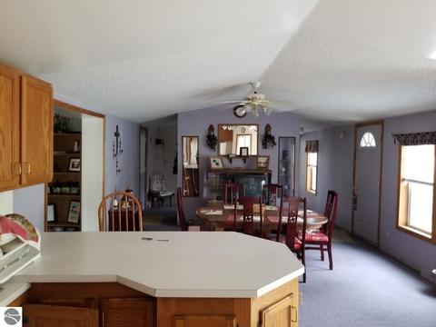 3395 Maple Ridge Dr, Lupton, MI 48635 photo 14