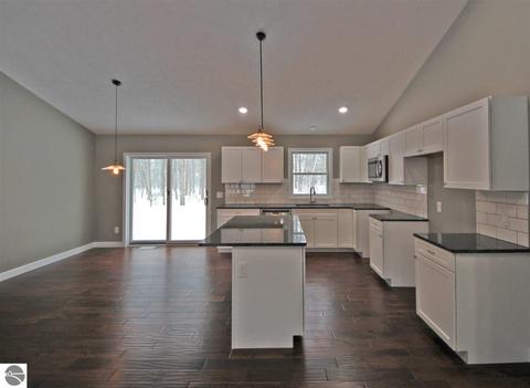 1607 Round Lake Rd, Interlochen, MI 49643 photo 6