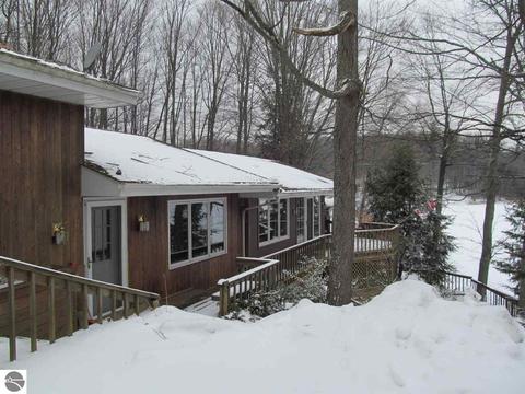 775 Hillcrest Dr, Boon, MI 49618 photo 24